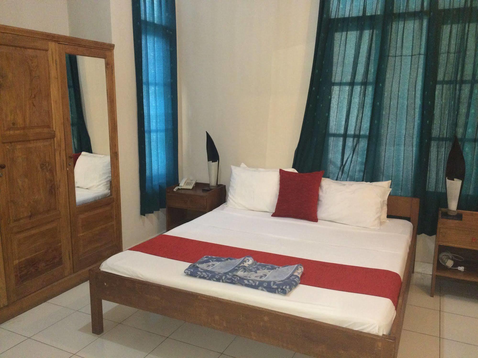 Secret Garden Inn Kuta Lombok Exterior foto