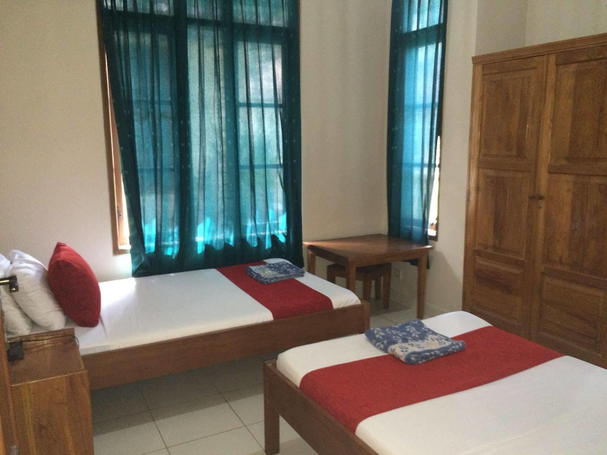 Secret Garden Inn Kuta Lombok Exterior foto